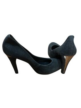 Bcbg Maxazaria Grey Denim Look Round-Toe Silver Heel Striped Pumps
